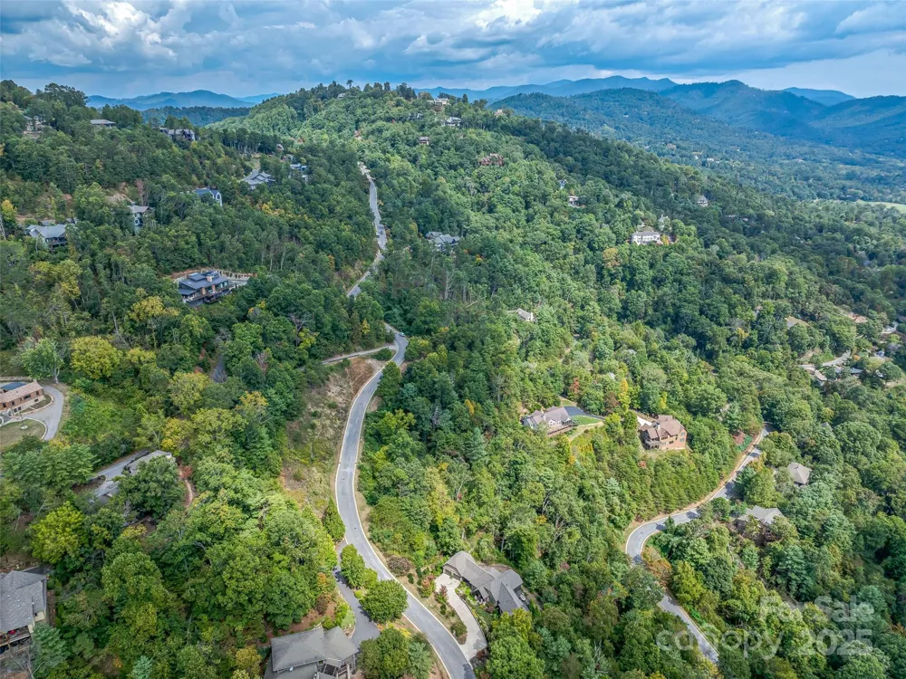 147 Senator Reynolds Road Asheville, NC 28804