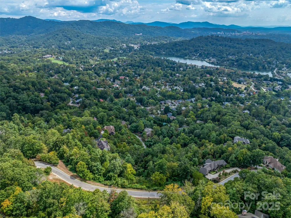 147 Senator Reynolds Road Asheville, NC 28804