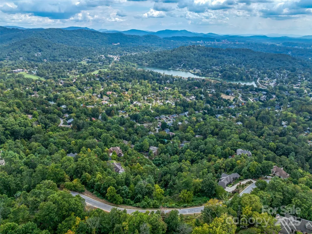 147 Senator Reynolds Road Asheville, NC 28804