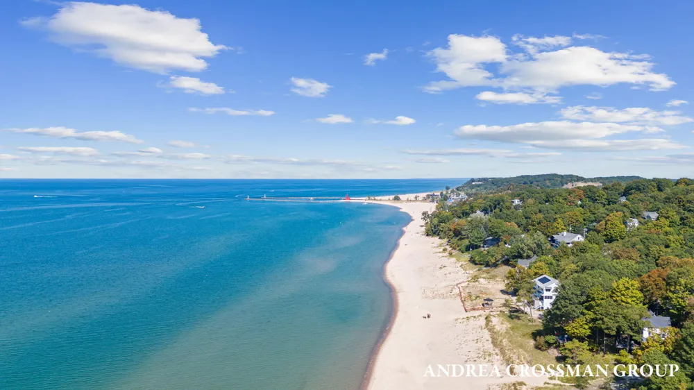 6621 Forest Beach Drive Holland, MI 49423