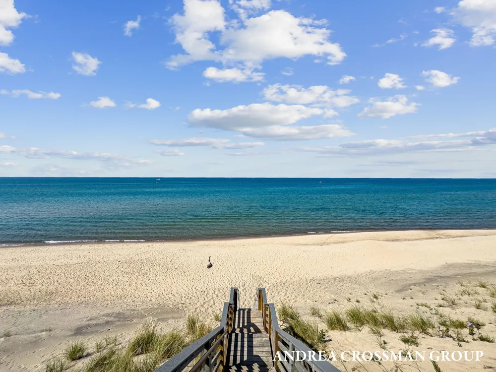 6621 Forest Beach Drive Holland, MI 49423