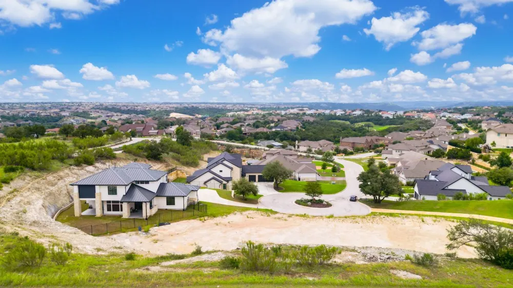 1605 Nokota Court Leander, TX 78641