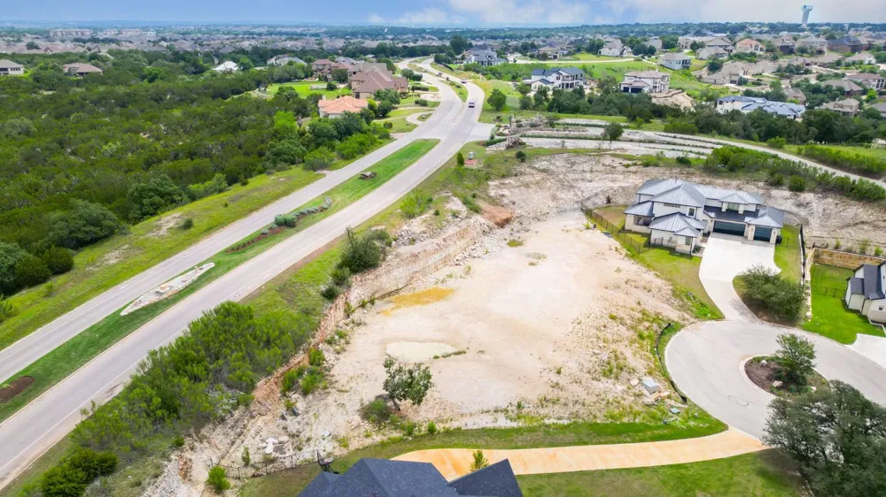 1605 Nokota Court Leander, TX 78641