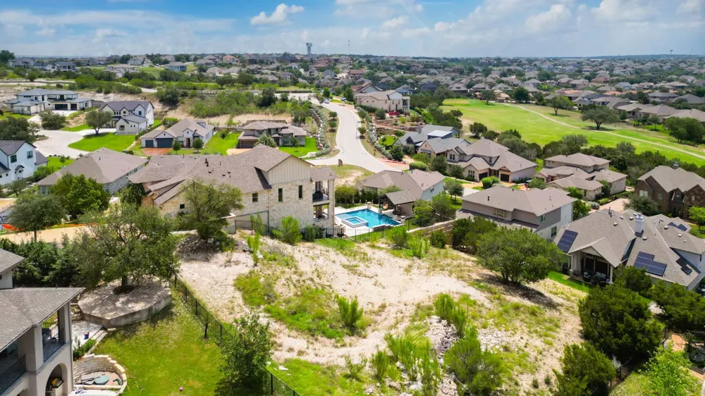 1605 Nokota Court Leander, TX 78641