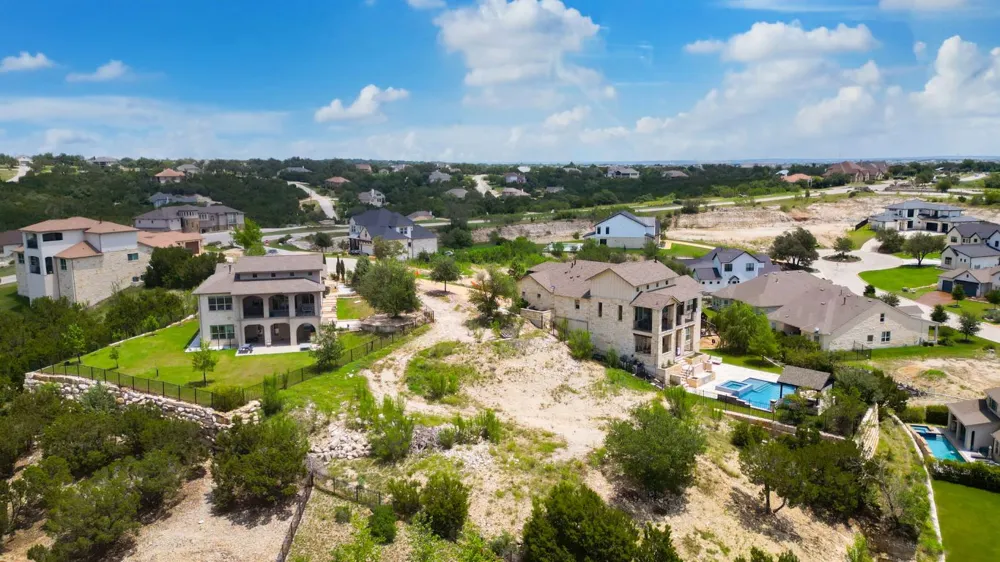 1605 Nokota Court Leander, TX 78641