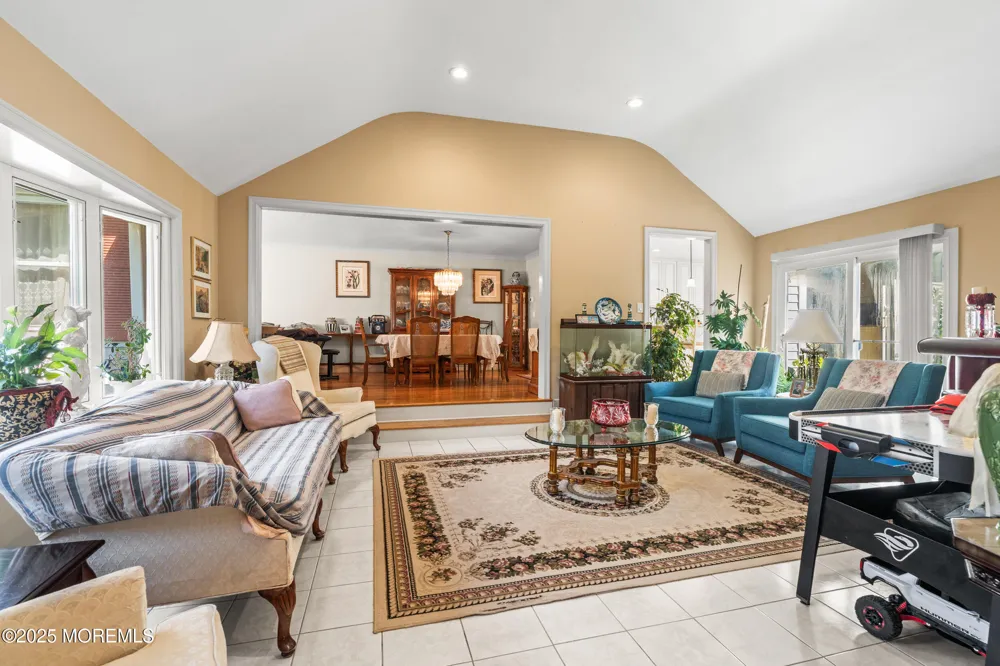 514 Deal Road Oakhurst, NJ 07755