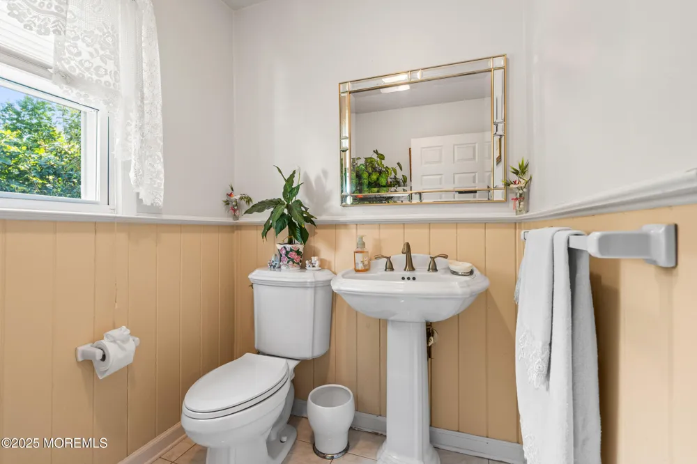 514 Deal Road Oakhurst, NJ 07755