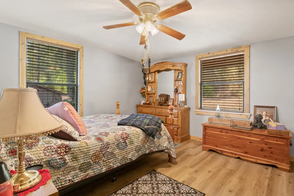 229 County Rd 3637 Jefferson, TX 75657