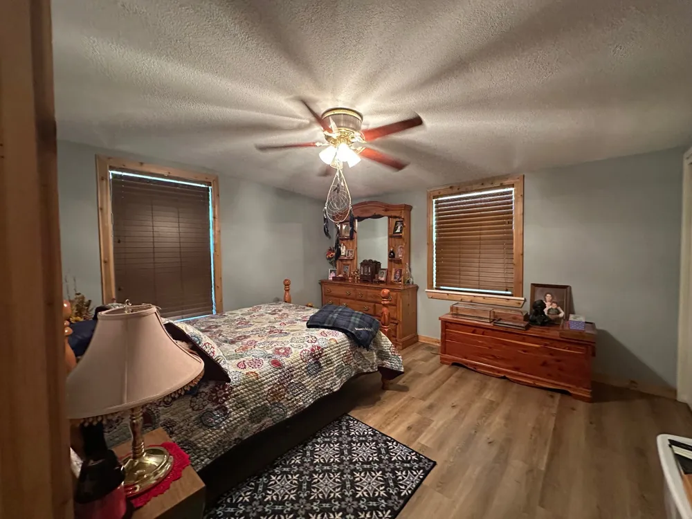 229 County Rd 3637 Jefferson, TX 75657