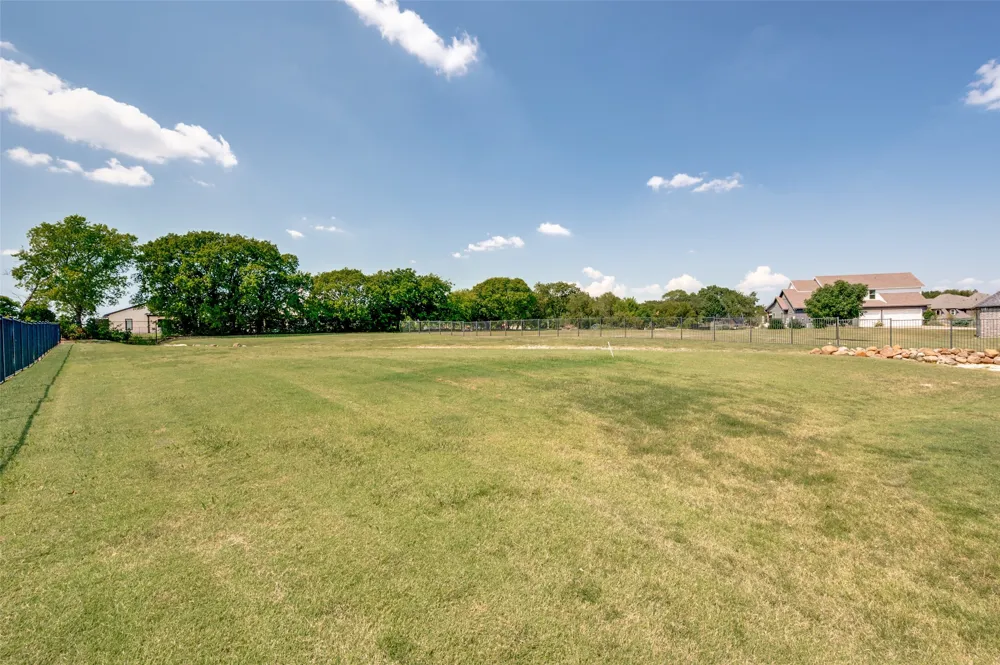 650 Cypress Point Drive Gunter, TX 75058