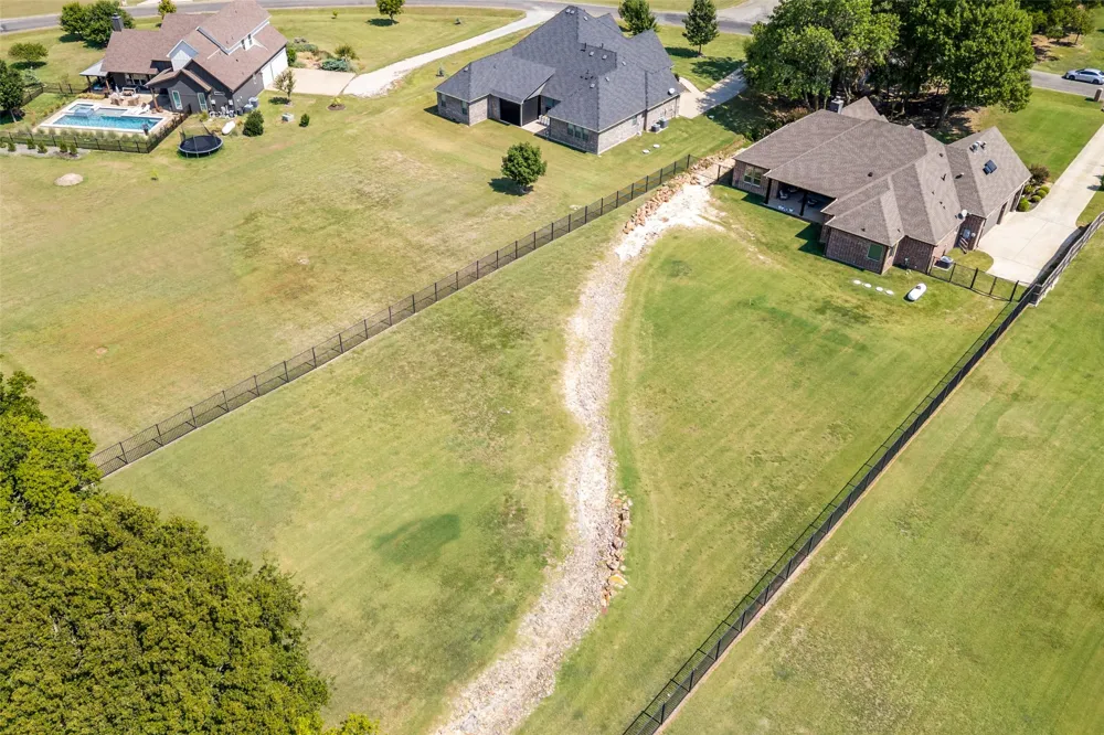 650 Cypress Point Drive Gunter, TX 75058