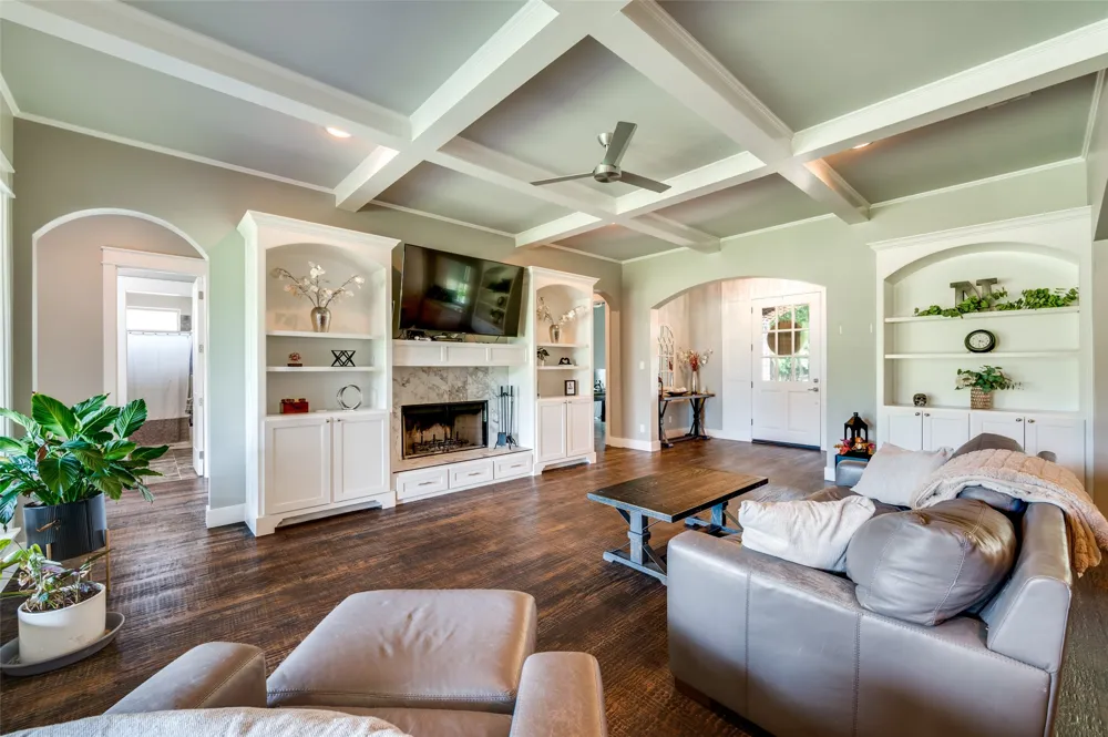 650 Cypress Point Drive Gunter, TX 75058