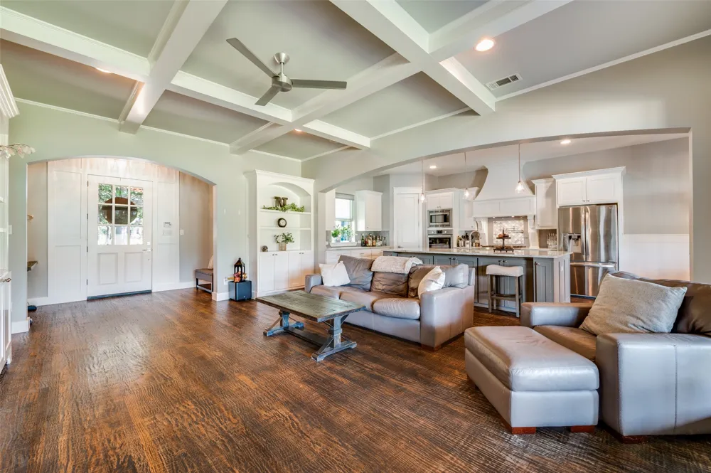 650 Cypress Point Drive Gunter, TX 75058