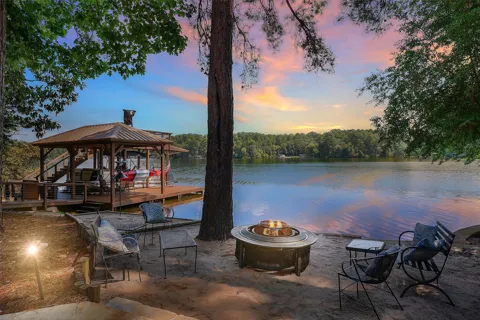 148 Pinewood Cove