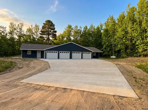 205 Ridgeway Lane