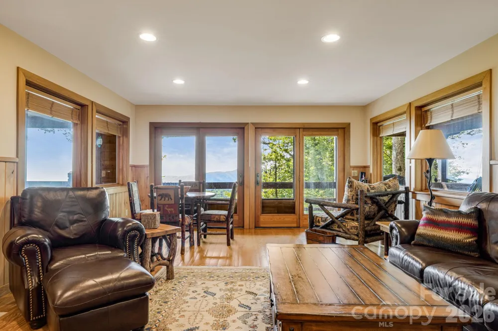 765/764 Osborne Knob Road Little Switzerland, NC 28752
