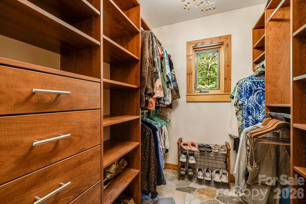 765/764 Osborne Knob Road Little Switzerland, NC 28752