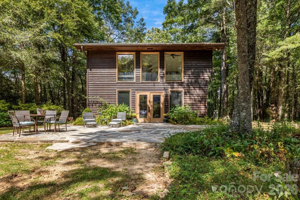 765/764 Osborne Knob Road Little Switzerland, NC 28752