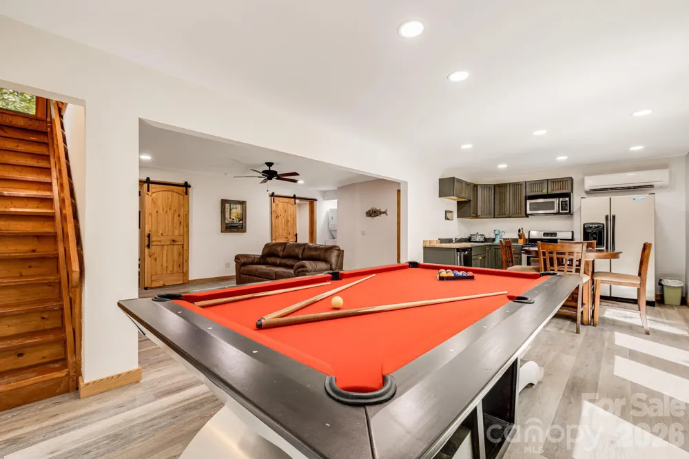 765/764 Osborne Knob Road Little Switzerland, NC 28752