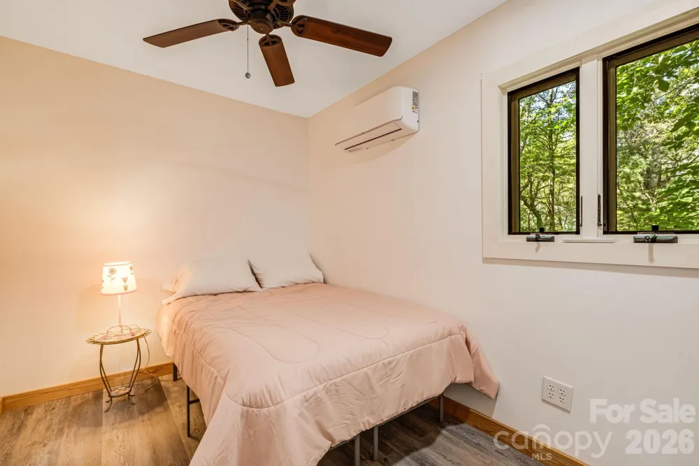 765/764 Osborne Knob Road Little Switzerland, NC 28752