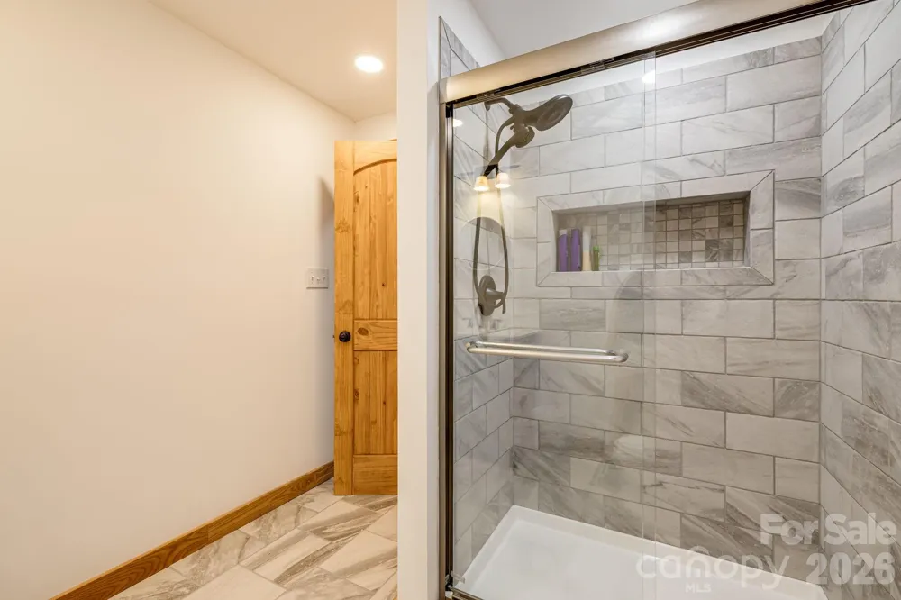 765/764 Osborne Knob Road Little Switzerland, NC 28752