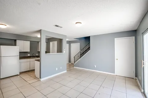 2215 Missionhill Drive #104
