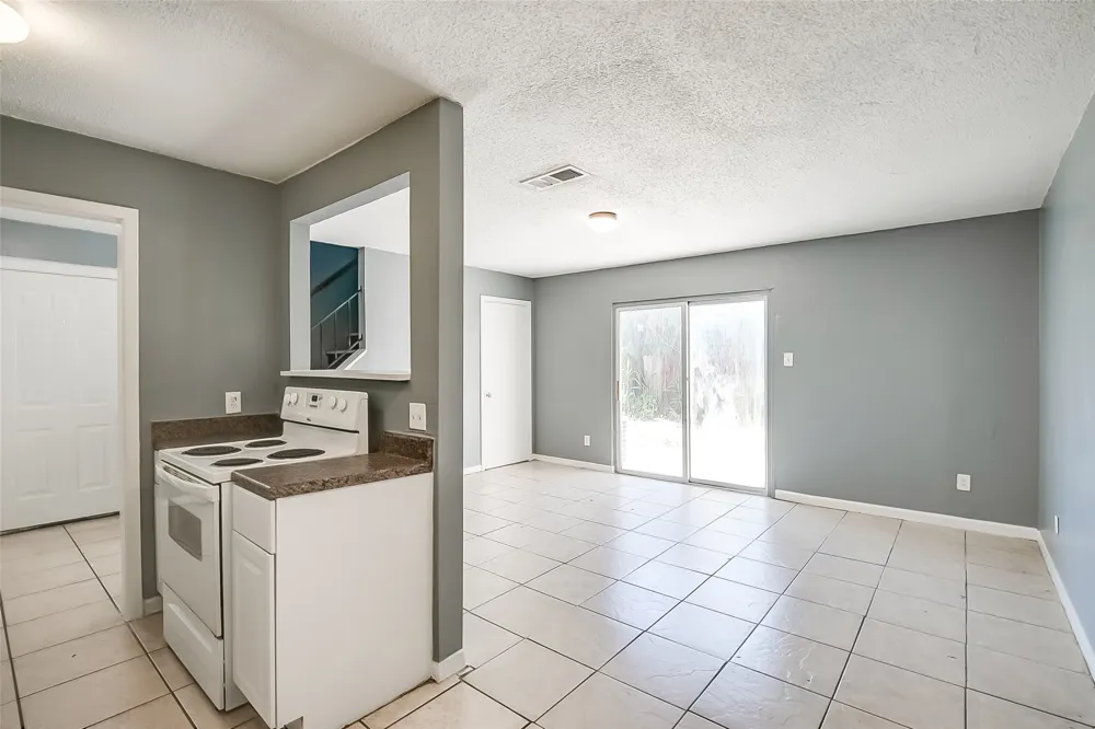 2215 Missionhill Drive #104 Austin, TX 78741