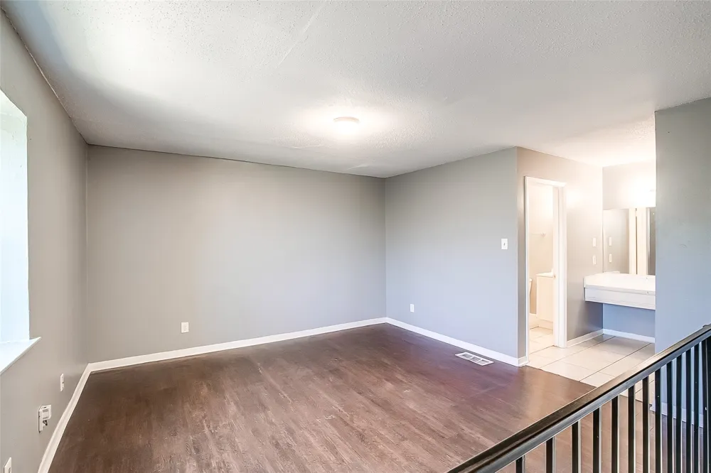 2215 Missionhill Drive #104 Austin, TX 78741