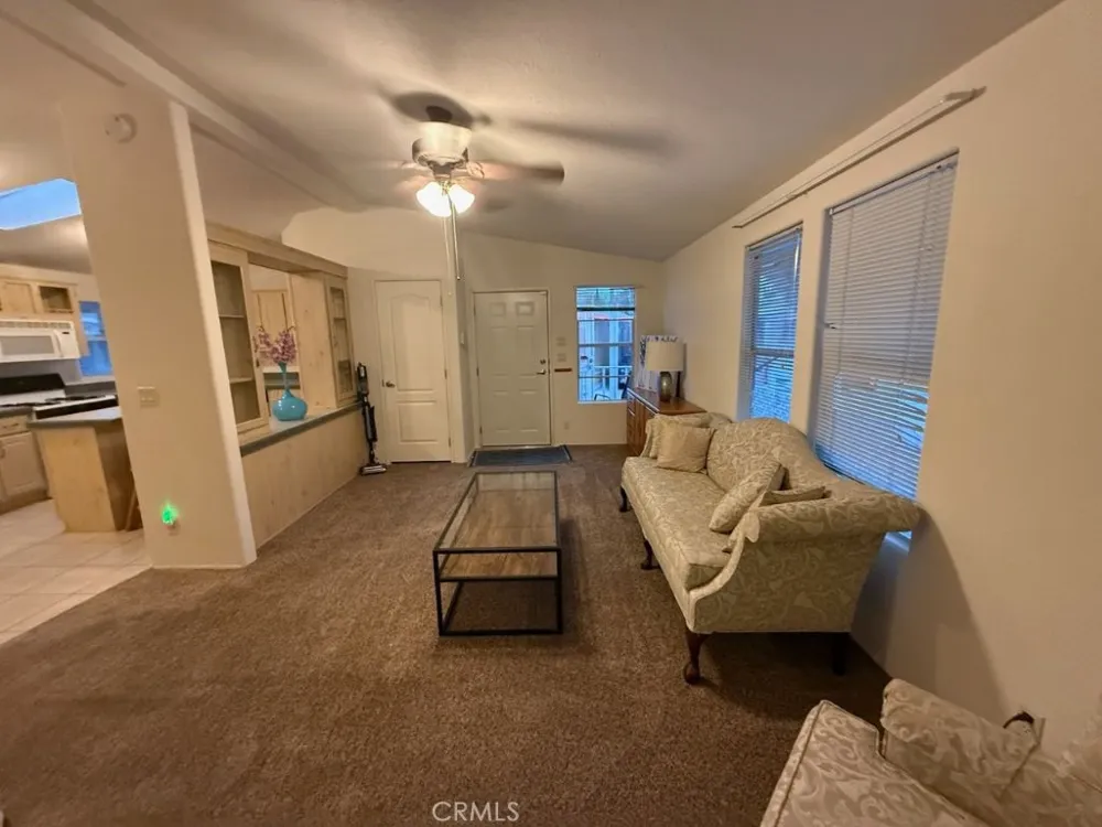 1001 S Hale Avenue #13 Escondido, CA 92029