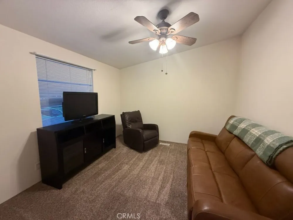 1001 S Hale Avenue #13 Escondido, CA 92029