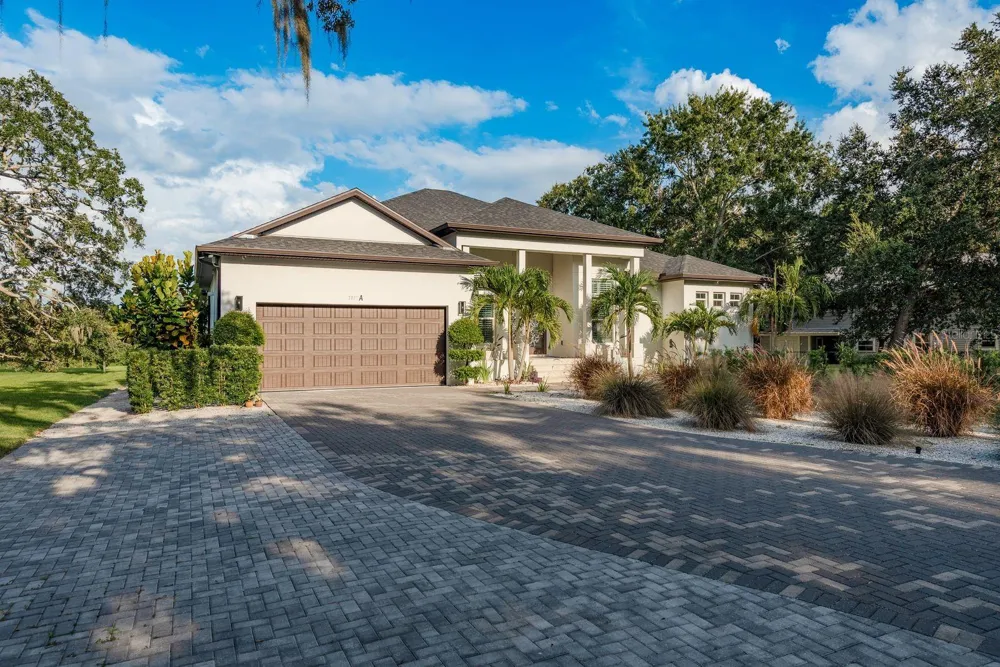 7811 BAY DRIVE #A Tampa, FL 33635