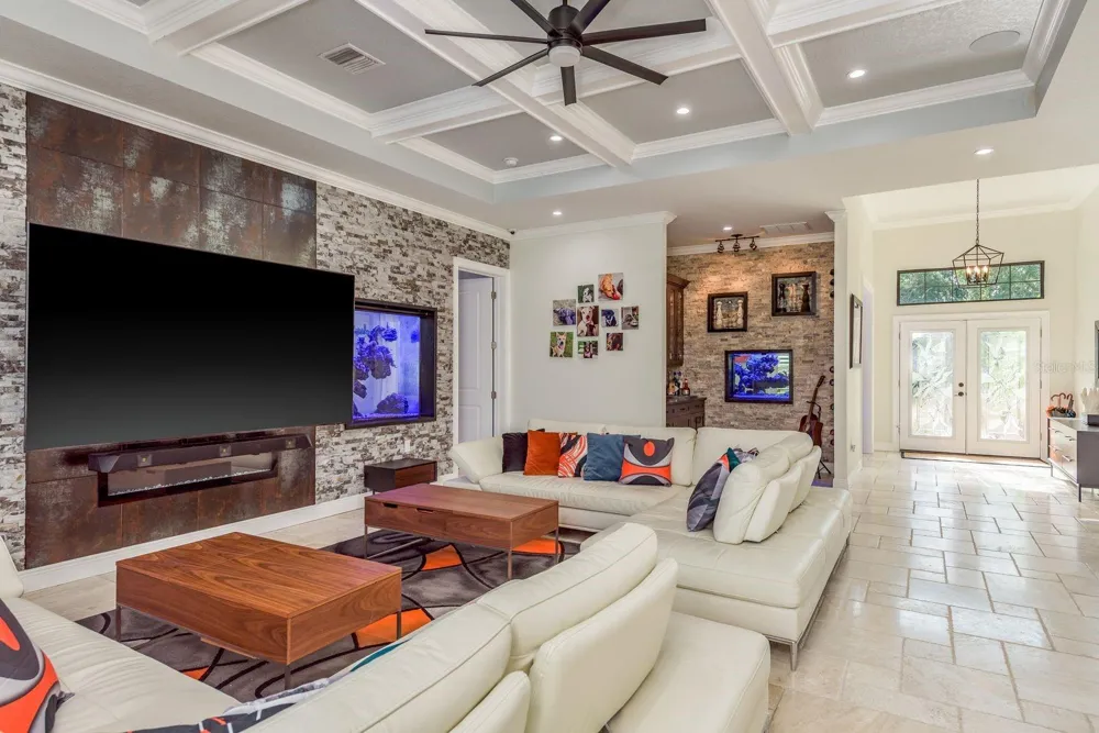 7811 BAY DRIVE #A Tampa, FL 33635