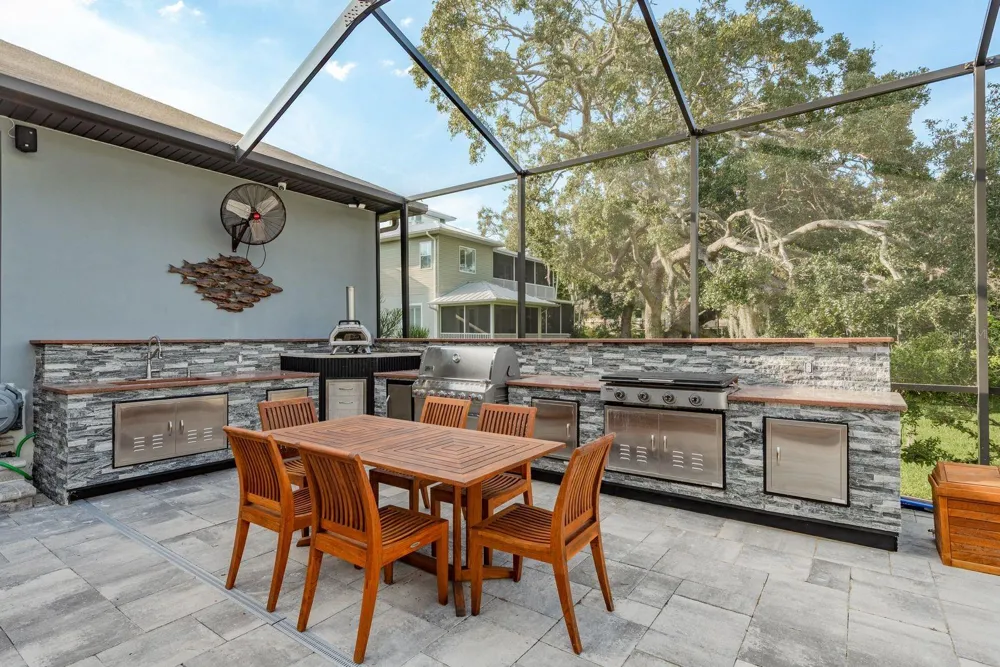 7811 BAY DRIVE #A Tampa, FL 33635