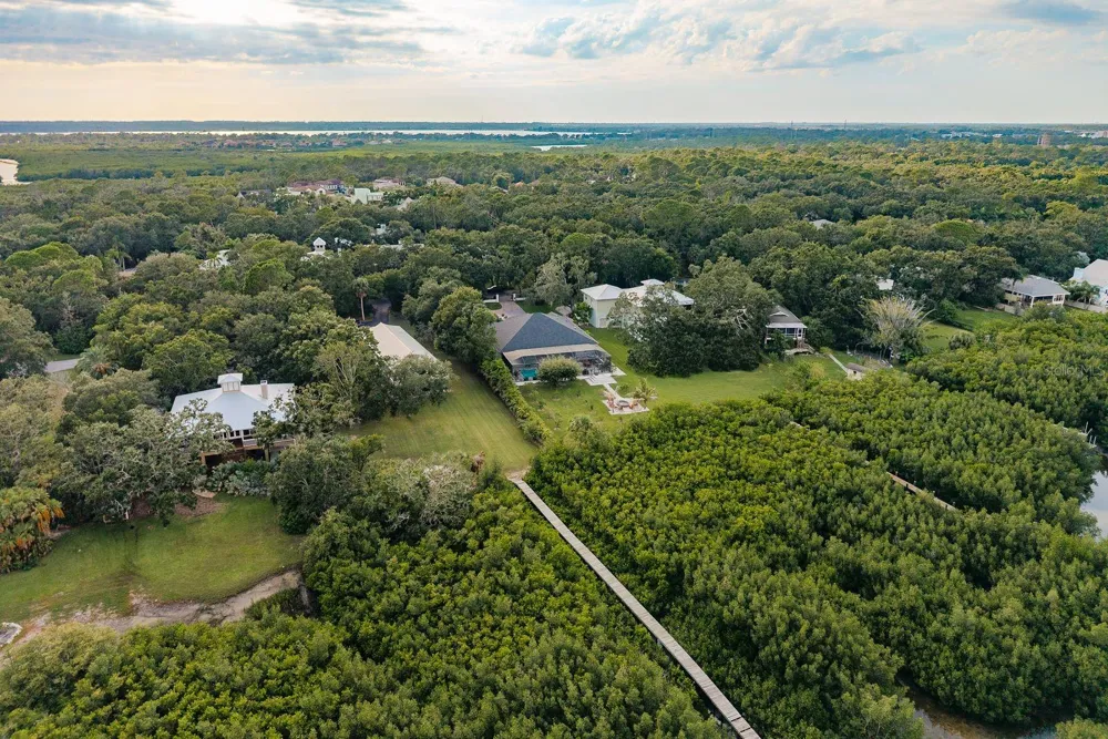 7811 BAY DRIVE #A Tampa, FL 33635