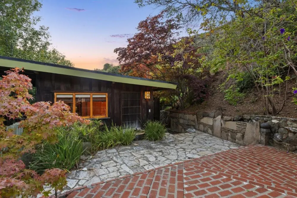 10026 Sycamore Canyon Road Big Sur, CA 93920