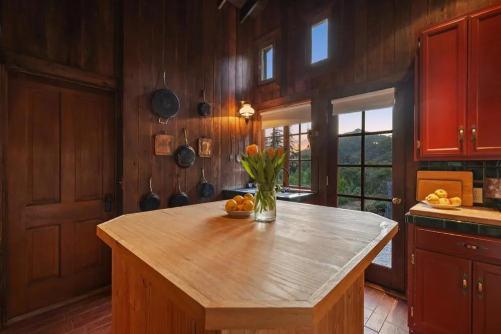 10026 Sycamore Canyon Road Big Sur, CA 93920