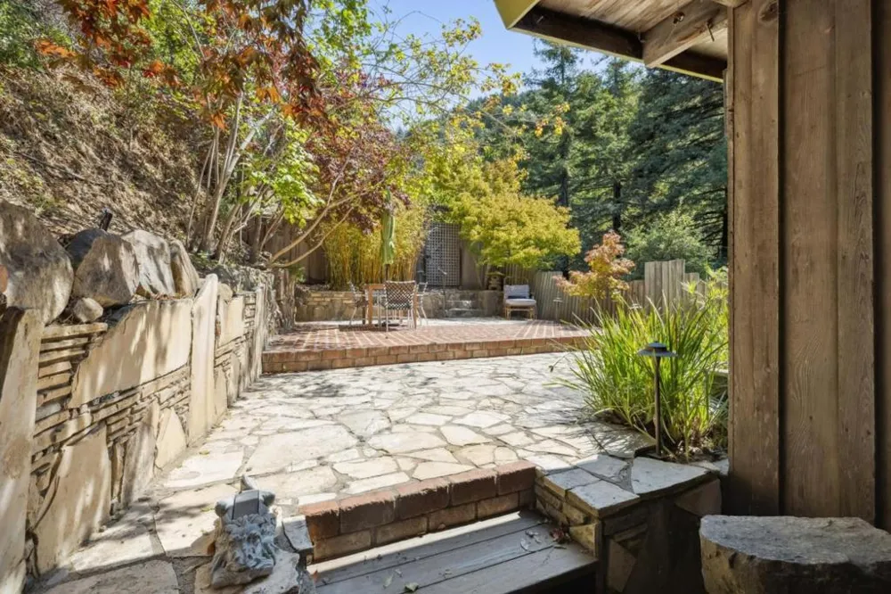 10026 Sycamore Canyon Road Big Sur, CA 93920