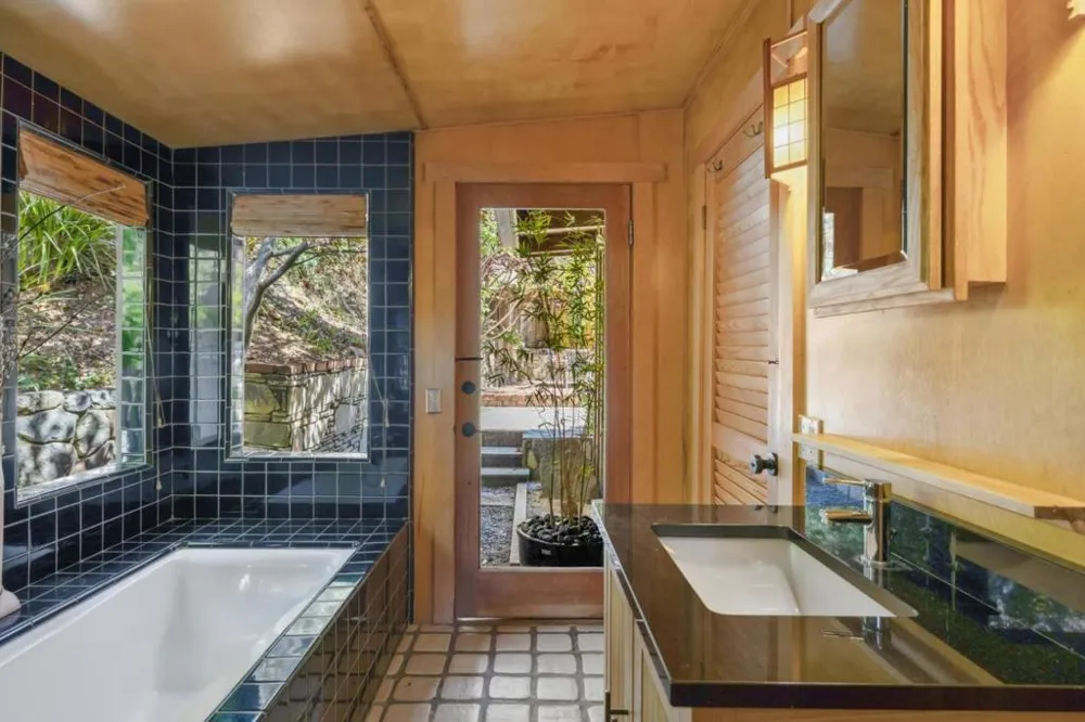 10026 Sycamore Canyon Road Big Sur, CA 93920