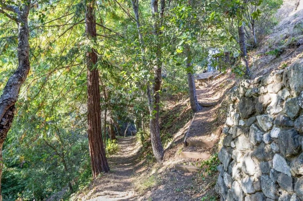 10026 Sycamore Canyon Road Big Sur, CA 93920