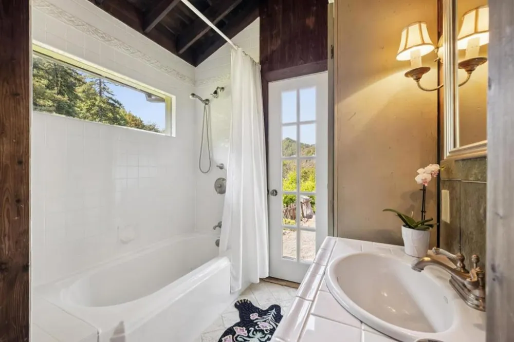 10026 Sycamore Canyon Road Big Sur, CA 93920