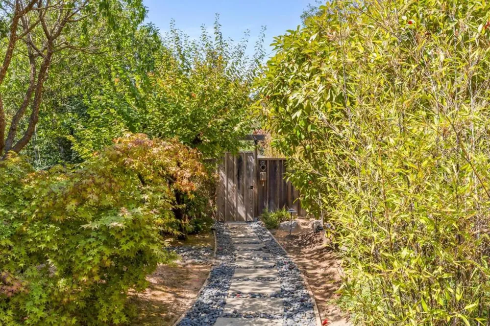10026 Sycamore Canyon Road Big Sur, CA 93920