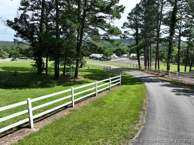 4100 430 ROAD Locust Grove, OK 74352