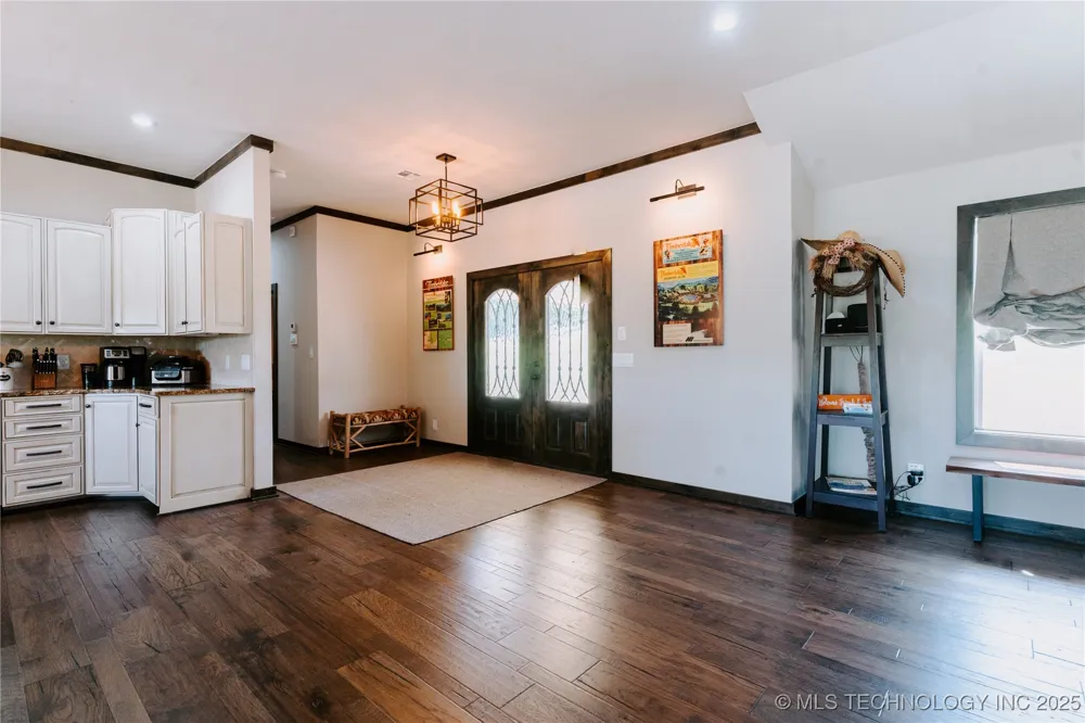 4100 430 ROAD Locust Grove, OK 74352