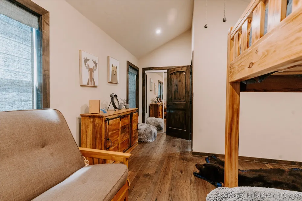 4100 430 ROAD Locust Grove, OK 74352