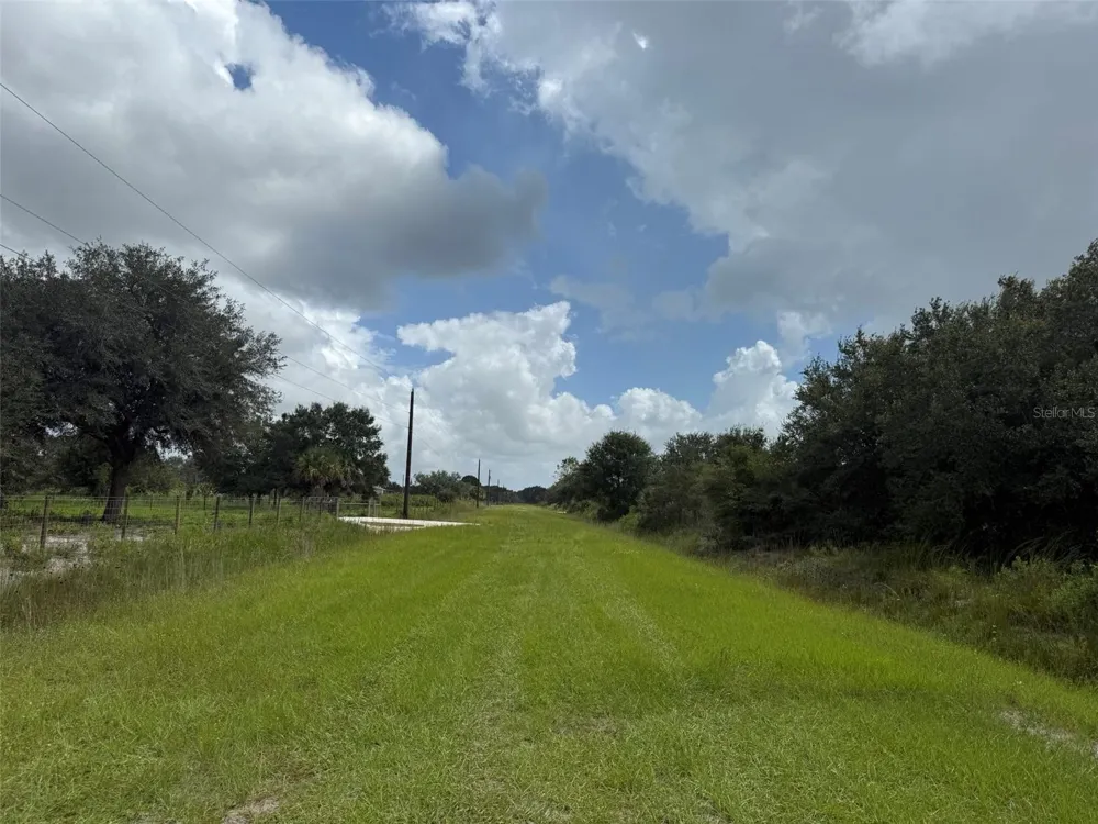 15134 NW 306TH STREET Okeechobee, FL 34972