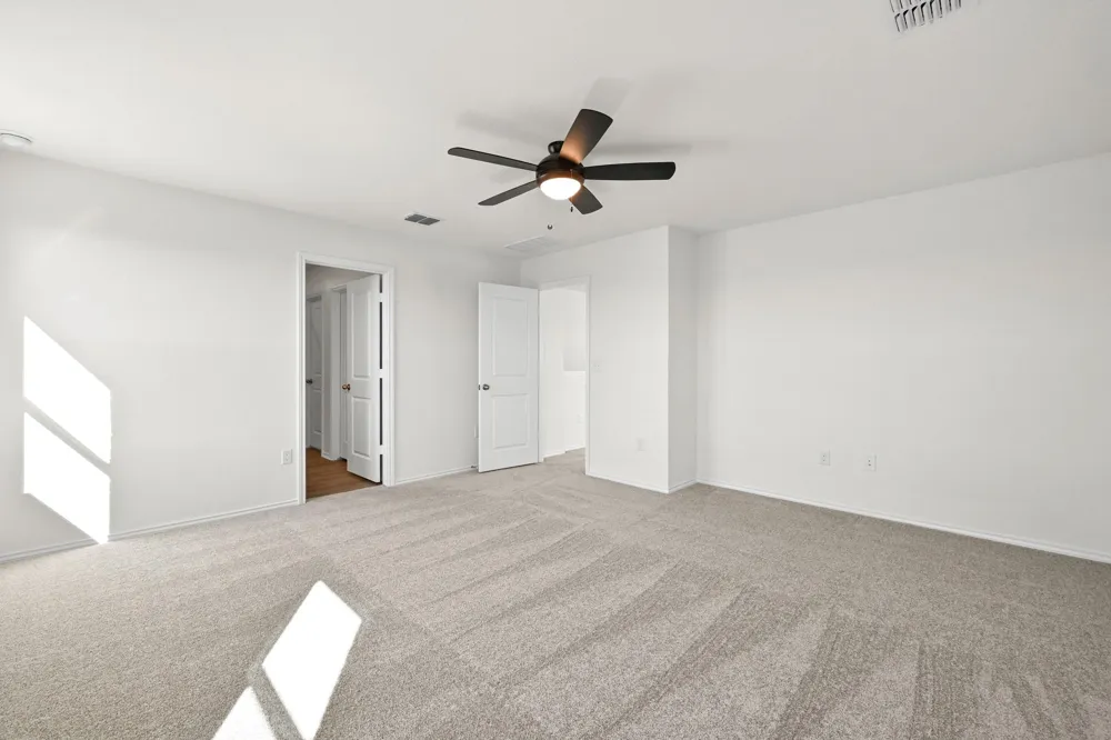 13233 Kincane Drive Del Valle, TX 78617