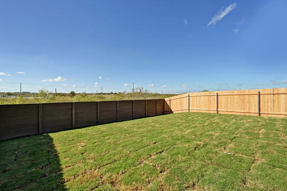 13233 Kincane Drive Del Valle, TX 78617