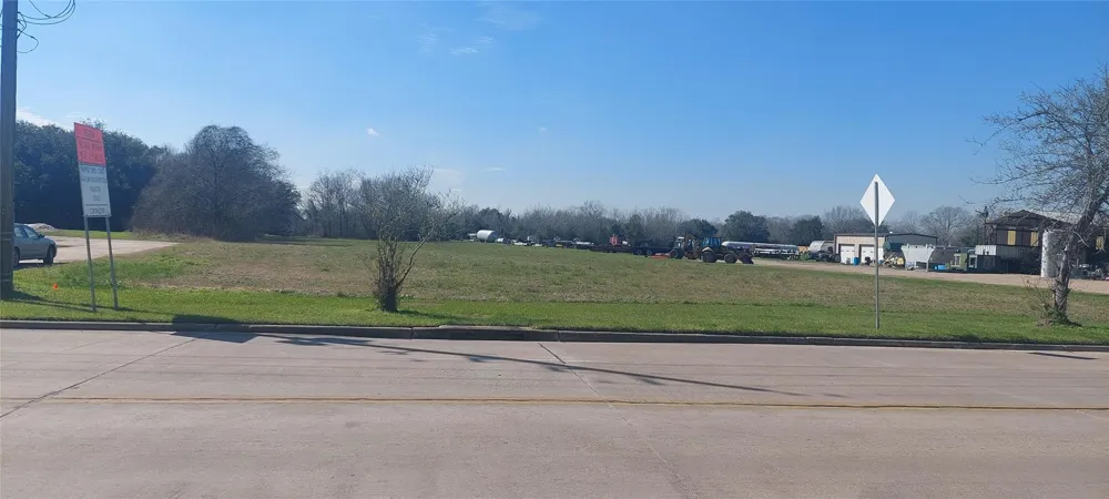 County Road 158 Mustang R Alvin, TX 77511