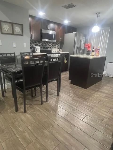 4016 LAKE BOULEVARD Clearwater, FL 33762