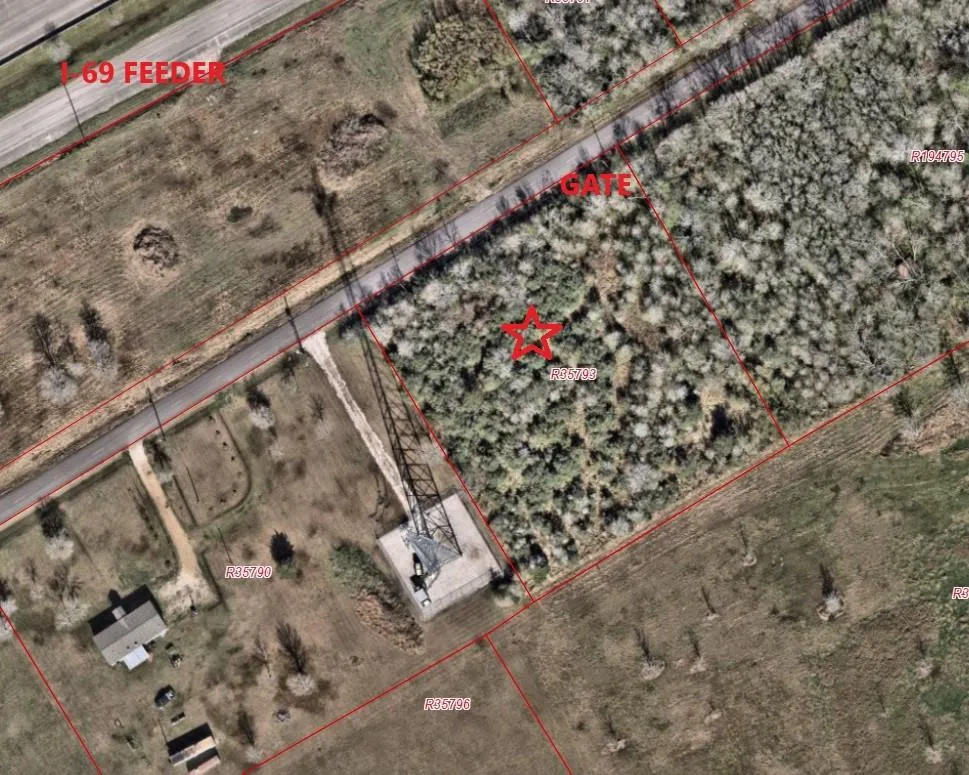 13622 Charlie Roberts Road Kendleton, TX 77451